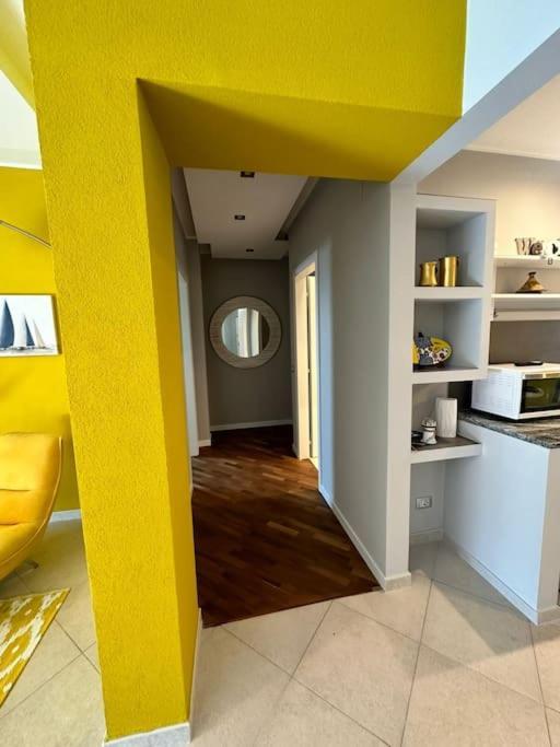 Faro Sul Mare Luxury Apartment - Zona Fiera Bari Buitenkant foto
